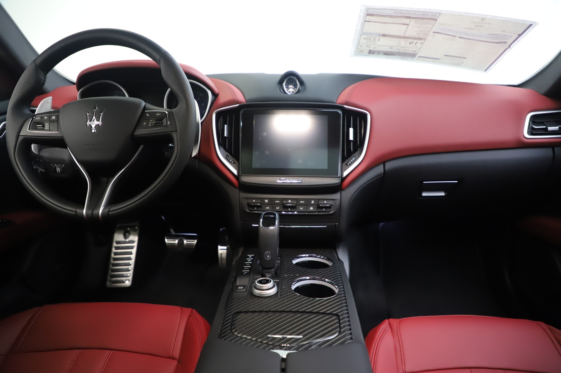 Maserati Ghibli 2023 Images - View complete Interior-Exterior Pictures |  Zigwheels