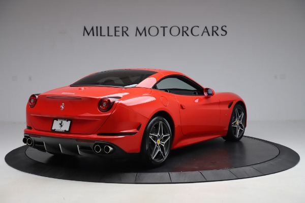 Used 2017 Ferrari California T for sale $165,900 at Bentley Greenwich in Greenwich CT 06830 16