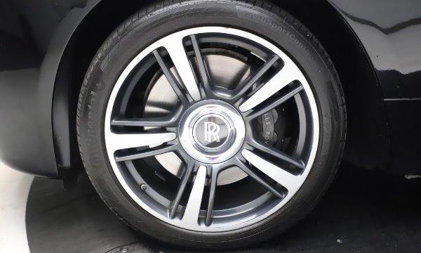 Used 2015 Rolls-Royce Wraith Base for sale Call for price at Bentley Greenwich in Greenwich CT 06830 27