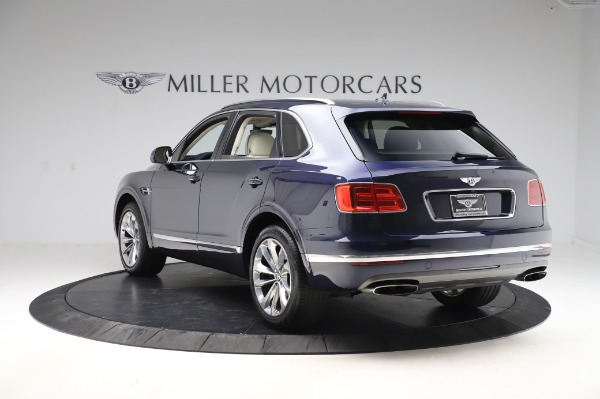 Used 2017 Bentley Bentayga W12 for sale Sold at Bentley Greenwich in Greenwich CT 06830 5