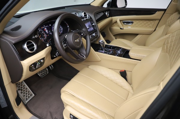 Used 2018 Bentley Bentayga W12 Signature Edition for sale Sold at Bentley Greenwich in Greenwich CT 06830 18