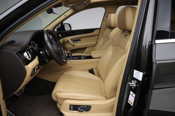 Used 2018 Bentley Bentayga W12 Signature Edition for sale Sold at Bentley Greenwich in Greenwich CT 06830 19