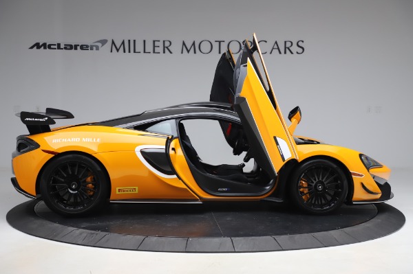 New 2020 McLaren 620R for sale Sold at Bentley Greenwich in Greenwich CT 06830 15