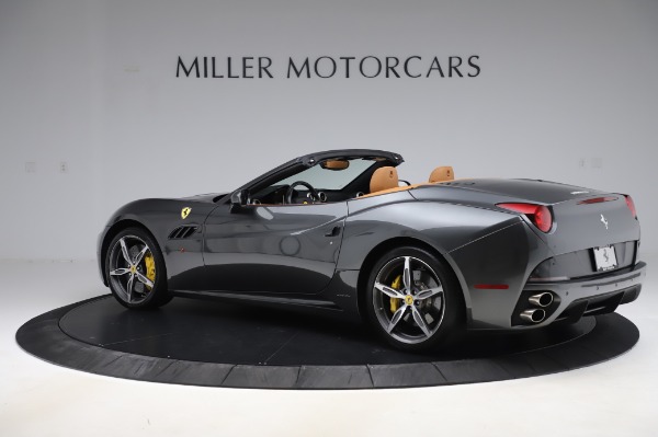 Used 2014 Ferrari California 30 for sale Sold at Bentley Greenwich in Greenwich CT 06830 3
