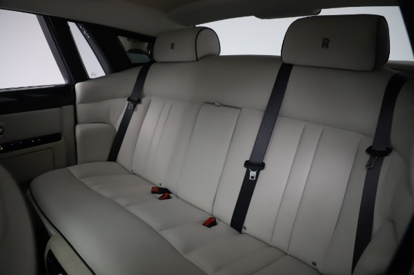 Used 2014 Rolls-Royce Phantom for sale Sold at Bentley Greenwich in Greenwich CT 06830 21