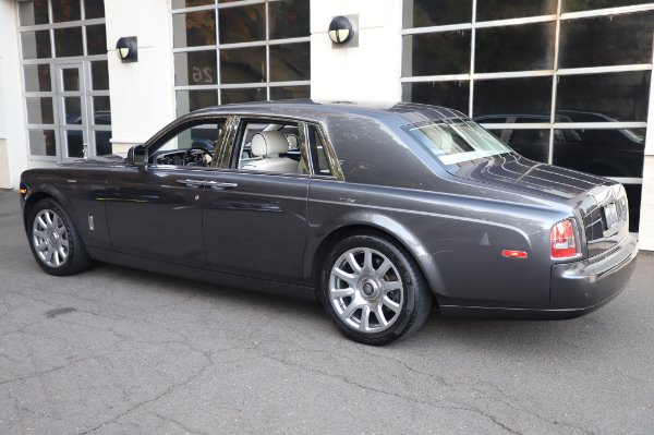 Used 2014 Rolls-Royce Phantom for sale Sold at Bentley Greenwich in Greenwich CT 06830 9