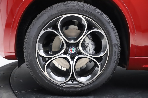 New 2020 Alfa Romeo Stelvio Ti Lusso Q4 for sale Sold at Bentley Greenwich in Greenwich CT 06830 14