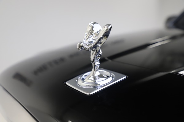 Used 2021 Rolls-Royce Cullinan for sale Sold at Bentley Greenwich in Greenwich CT 06830 18