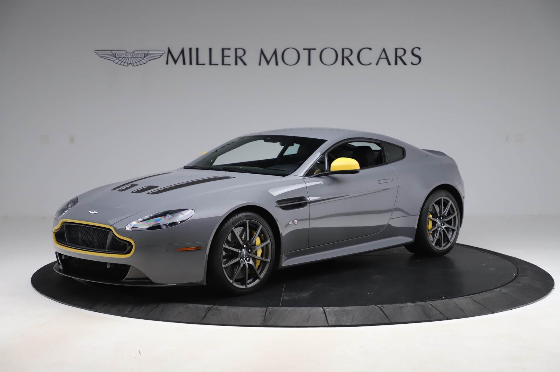 Used 2017 Aston Martin V12 Vantage S for sale Sold at Bentley Greenwich in Greenwich CT 06830 1