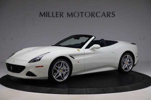 Used 2016 Ferrari California T for sale Sold at Bentley Greenwich in Greenwich CT 06830 3