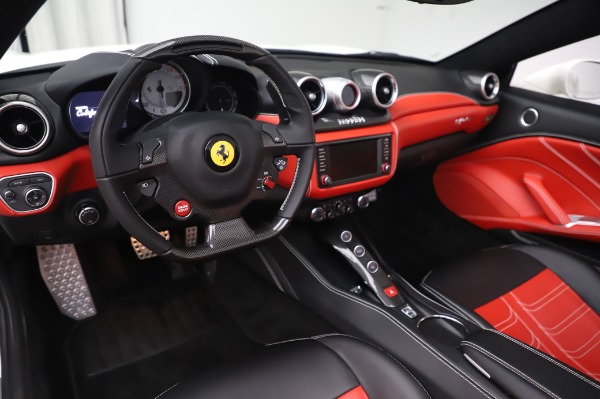 Used 2015 Ferrari California T for sale Sold at Bentley Greenwich in Greenwich CT 06830 15