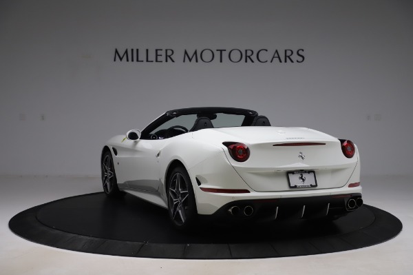 Used 2015 Ferrari California T for sale Sold at Bentley Greenwich in Greenwich CT 06830 5