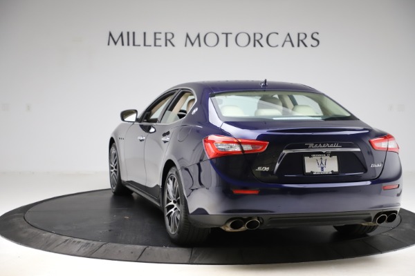 Used 2017 Maserati Ghibli S Q4 for sale Sold at Bentley Greenwich in Greenwich CT 06830 5