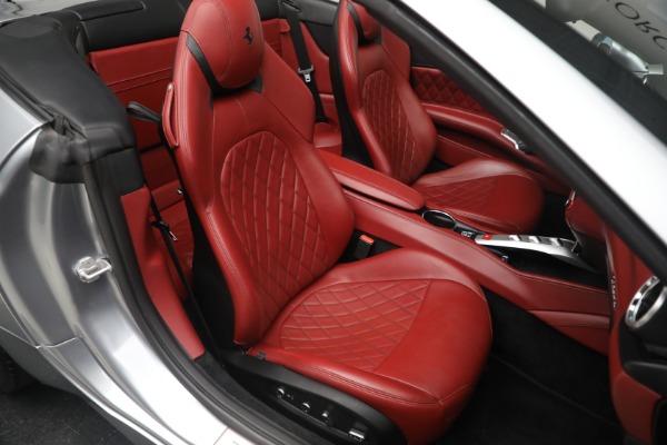 Used 2017 Ferrari California T for sale $144,900 at Bentley Greenwich in Greenwich CT 06830 25