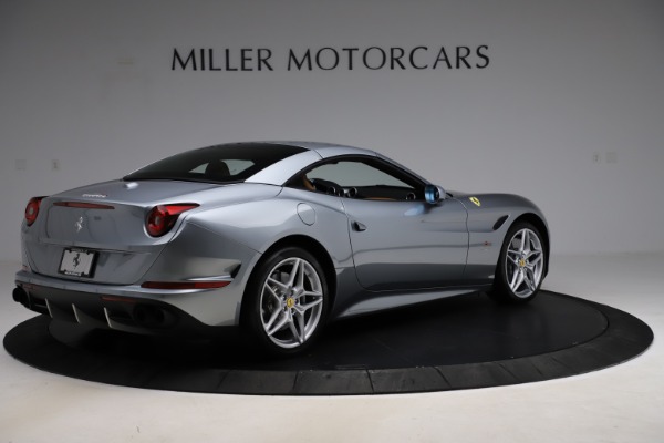 Used 2016 Ferrari California T for sale Sold at Bentley Greenwich in Greenwich CT 06830 14