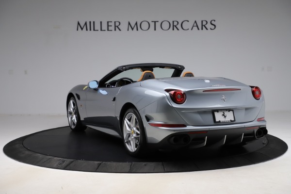 Used 2016 Ferrari California T for sale Sold at Bentley Greenwich in Greenwich CT 06830 5