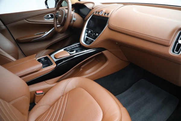 Used 2021 Aston Martin DBX for sale $181,900 at Bentley Greenwich in Greenwich CT 06830 20