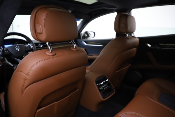 Used 2017 Maserati Quattroporte S Q4 GranLusso for sale Sold at Bentley Greenwich in Greenwich CT 06830 20