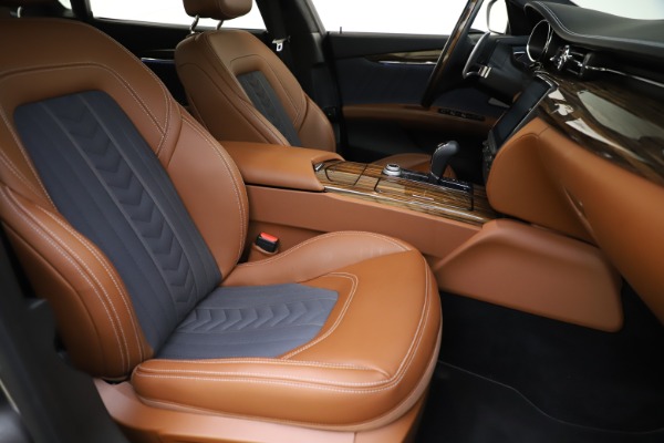 Used 2017 Maserati Quattroporte S Q4 GranLusso for sale Sold at Bentley Greenwich in Greenwich CT 06830 24