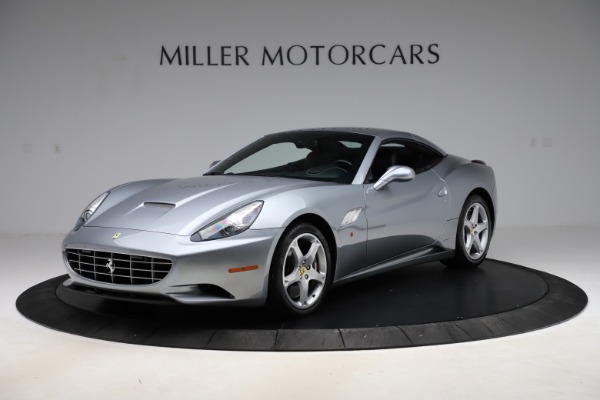 Used 2013 Ferrari California 30 for sale Sold at Bentley Greenwich in Greenwich CT 06830 13