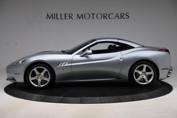 Used 2013 Ferrari California 30 for sale Sold at Bentley Greenwich in Greenwich CT 06830 14