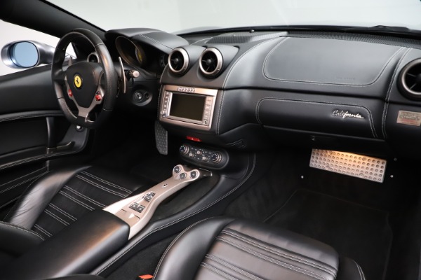 Used 2013 Ferrari California 30 for sale Sold at Bentley Greenwich in Greenwich CT 06830 24