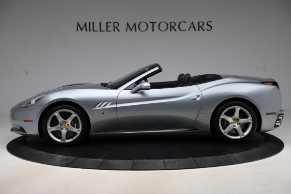 Used 2013 Ferrari California 30 for sale Sold at Bentley Greenwich in Greenwich CT 06830 3