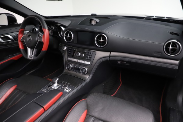 Used 2016 Mercedes-Benz SL-Class SL 550 for sale Sold at Bentley Greenwich in Greenwich CT 06830 22