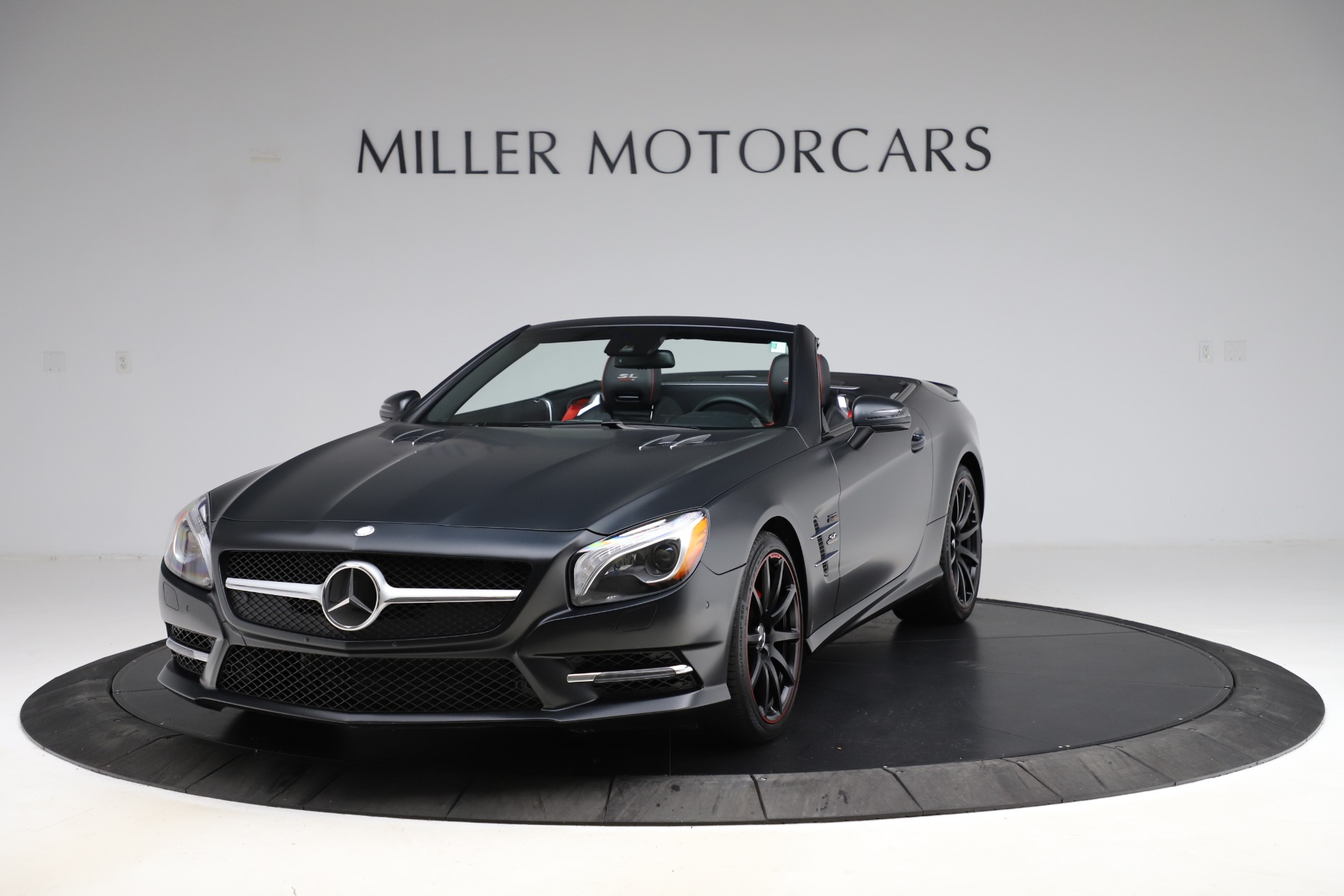 Used 2016 Mercedes-Benz SL-Class SL 550 for sale Sold at Bentley Greenwich in Greenwich CT 06830 1
