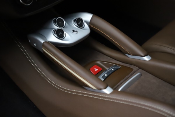 Used 2012 Ferrari FF for sale Sold at Bentley Greenwich in Greenwich CT 06830 24