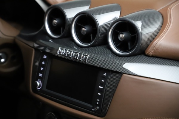 Used 2012 Ferrari FF for sale Sold at Bentley Greenwich in Greenwich CT 06830 25