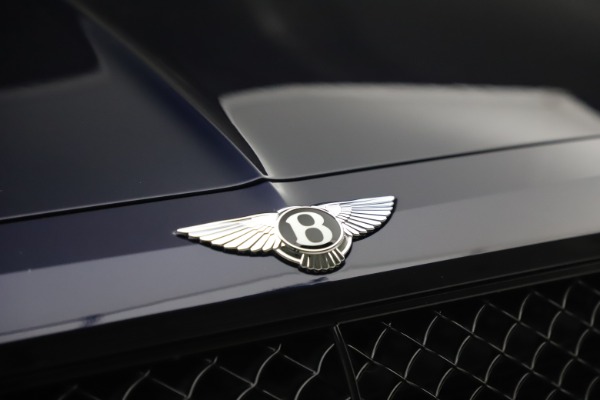 Used 2018 Bentley Bentayga W12 Signature for sale Sold at Bentley Greenwich in Greenwich CT 06830 14