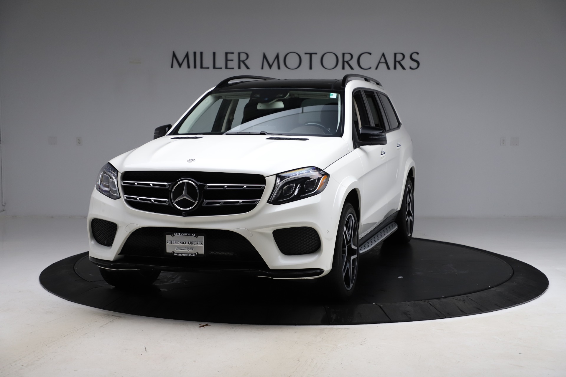 Used 2018 Mercedes-Benz GLS 550 for sale Sold at Bentley Greenwich in Greenwich CT 06830 1