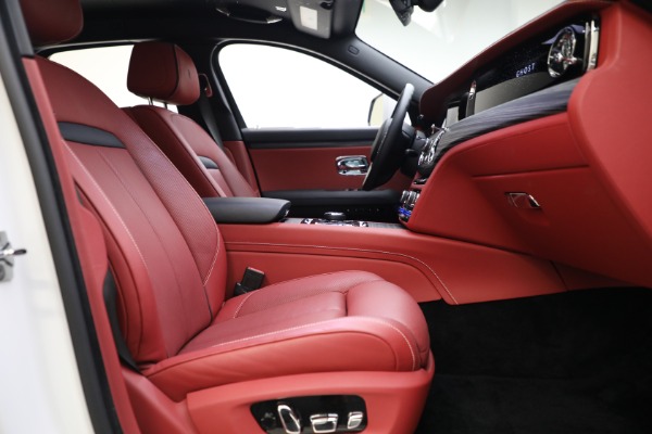 Used 2021 Rolls-Royce Ghost for sale $385,900 at Bentley Greenwich in Greenwich CT 06830 25