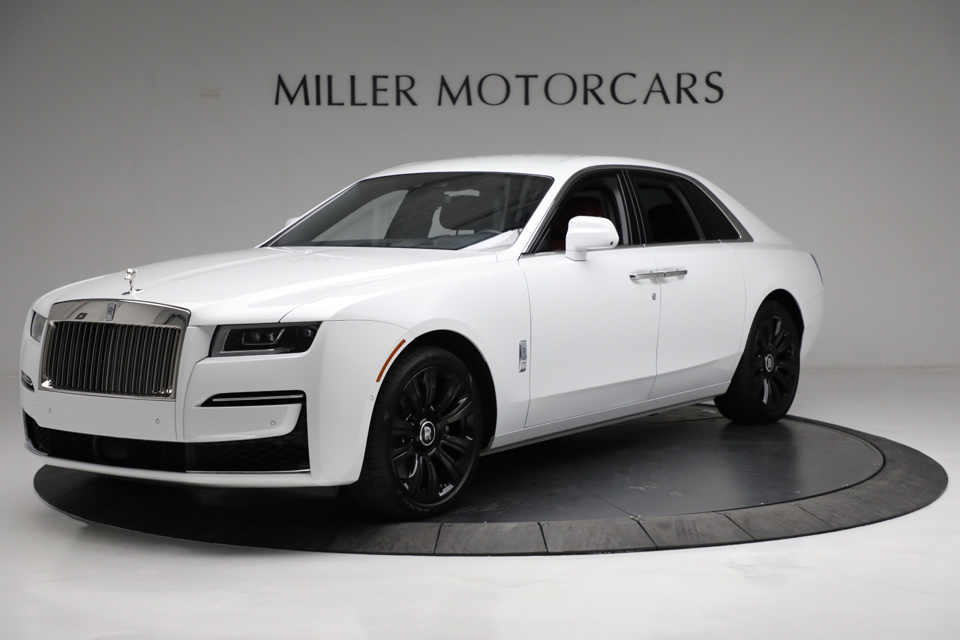Used 2021 Rolls-Royce Ghost for sale $385,900 at Bentley Greenwich in Greenwich CT 06830 1