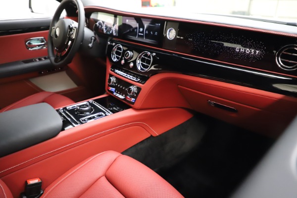 New 2021 Rolls-Royce Ghost for sale Sold at Bentley Greenwich in Greenwich CT 06830 17