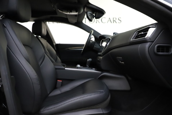 Used 2017 Maserati Ghibli S Q4 for sale $41,900 at Bentley Greenwich in Greenwich CT 06830 23