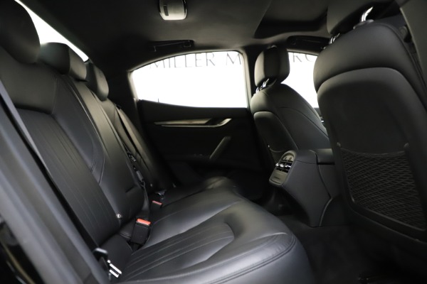 Used 2017 Maserati Ghibli S Q4 for sale $41,900 at Bentley Greenwich in Greenwich CT 06830 27