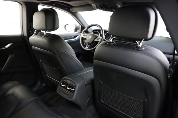 Used 2017 Maserati Ghibli S Q4 for sale $41,900 at Bentley Greenwich in Greenwich CT 06830 28