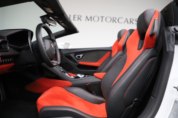 Used 2016 Lamborghini Huracan LP 610-4 Spyder for sale Sold at Bentley Greenwich in Greenwich CT 06830 19
