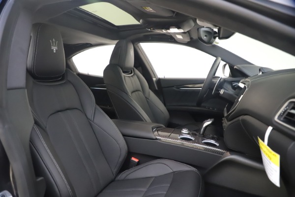 New 2021 Maserati Ghibli S Q4 GranSport for sale Sold at Bentley Greenwich in Greenwich CT 06830 21