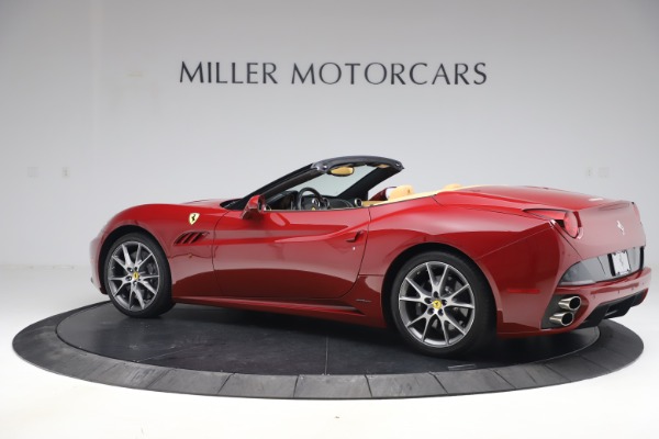 Used 2014 Ferrari California 30 for sale Sold at Bentley Greenwich in Greenwich CT 06830 4