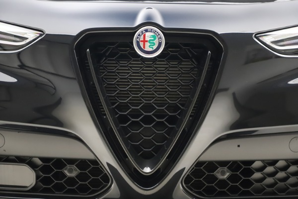 Used 2020 Alfa Romeo Stelvio Ti Sport Q4 for sale Sold at Bentley Greenwich in Greenwich CT 06830 13