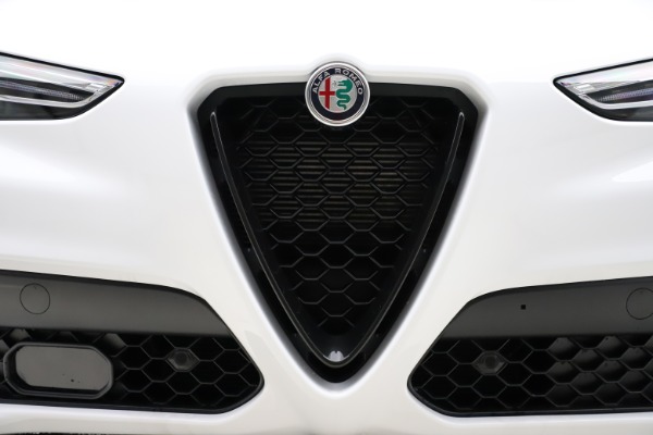 New 2021 Alfa Romeo Stelvio Ti Sport Q4 for sale Sold at Bentley Greenwich in Greenwich CT 06830 13