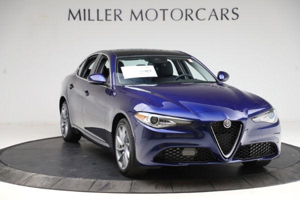 New 2021 Alfa Romeo Giulia Q4 for sale Sold at Bentley Greenwich in Greenwich CT 06830 11