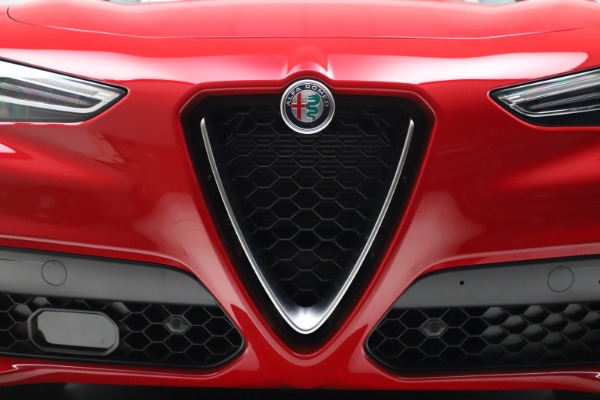 New 2021 Alfa Romeo Stelvio Q4 for sale Sold at Bentley Greenwich in Greenwich CT 06830 27