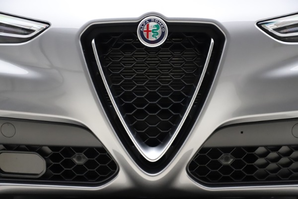 New 2021 Alfa Romeo Stelvio Q4 for sale Sold at Bentley Greenwich in Greenwich CT 06830 13
