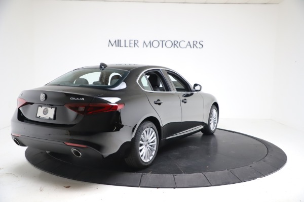 New 2021 Alfa Romeo Giulia Q4 for sale Sold at Bentley Greenwich in Greenwich CT 06830 7