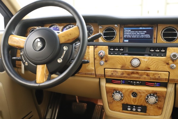 Used 2006 Rolls-Royce Phantom for sale Sold at Bentley Greenwich in Greenwich CT 06830 27