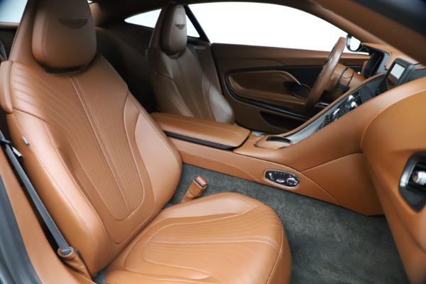 Used 2017 Aston Martin DB11 V12 Coupe for sale $134,900 at Bentley Greenwich in Greenwich CT 06830 21